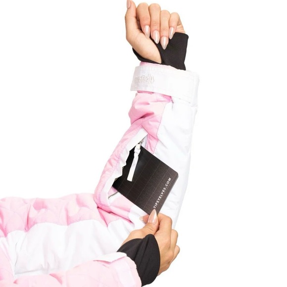 Tipsy tech size small pink and white snowsuit. - Picture 5 of 7